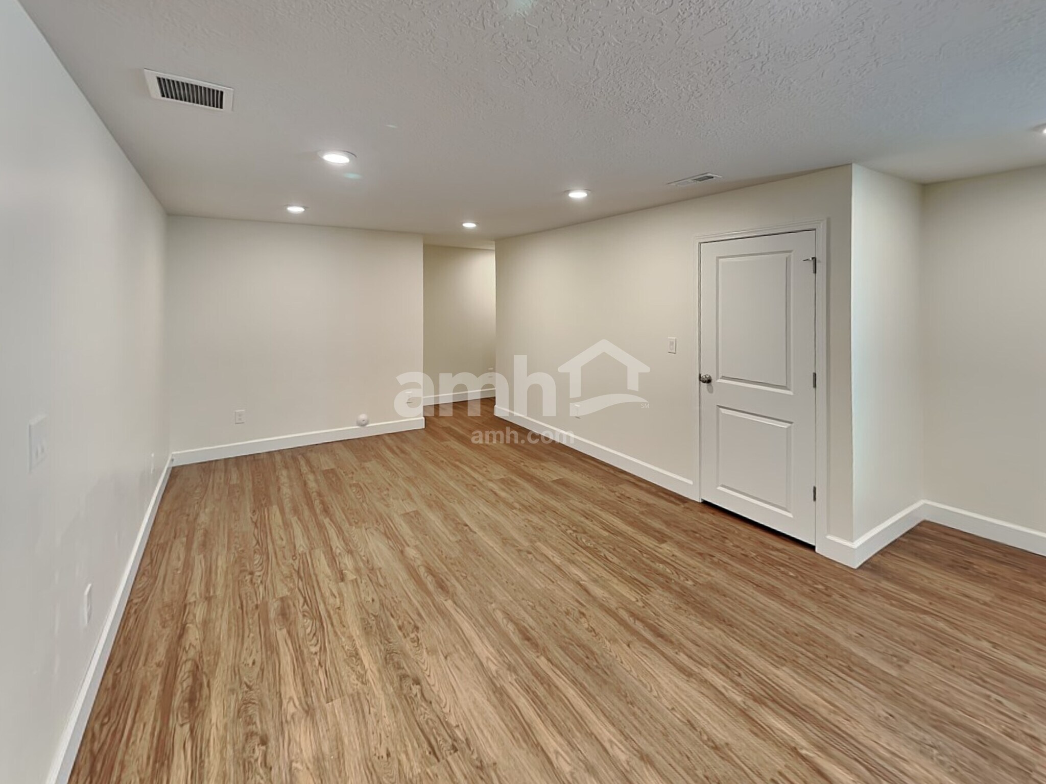 Building Photo - 4383 N Morgan Way