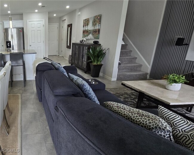 Building Photo - 6351 Brant Bay Blvd