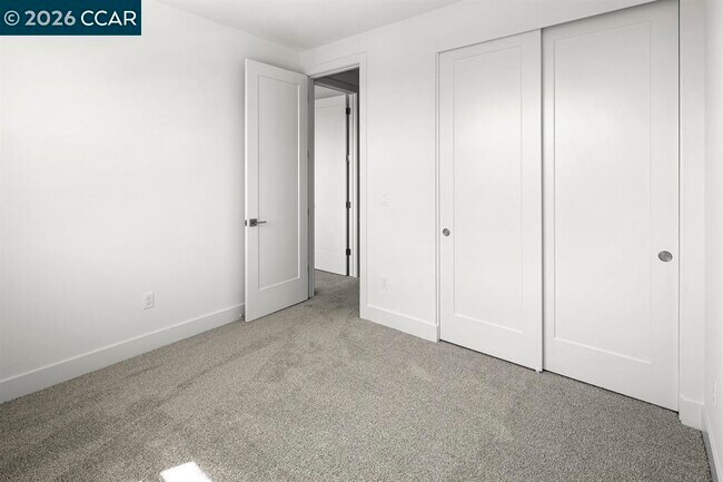 Building Photo - 2802 Chattleton Ln