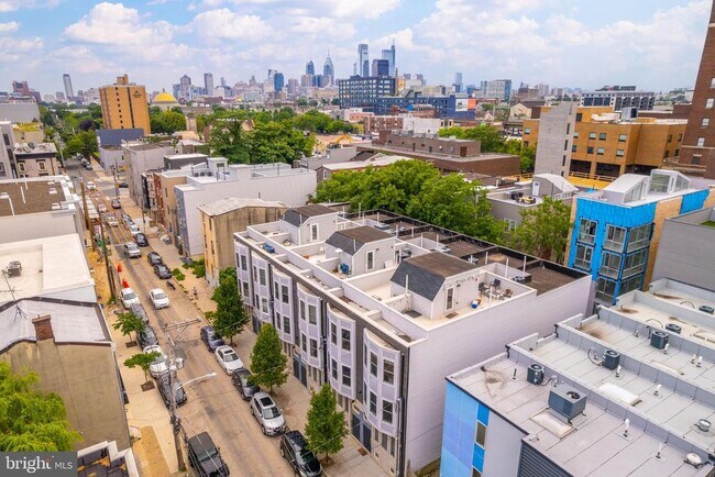 Building Photo - 1222 N 7th St