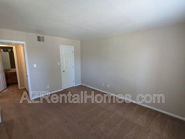 Building Photo - 4354 N 82nd St