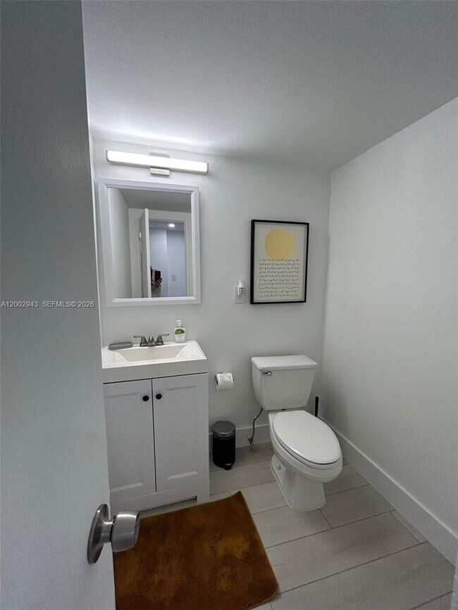 Building Photo - 19390 Collins Ave