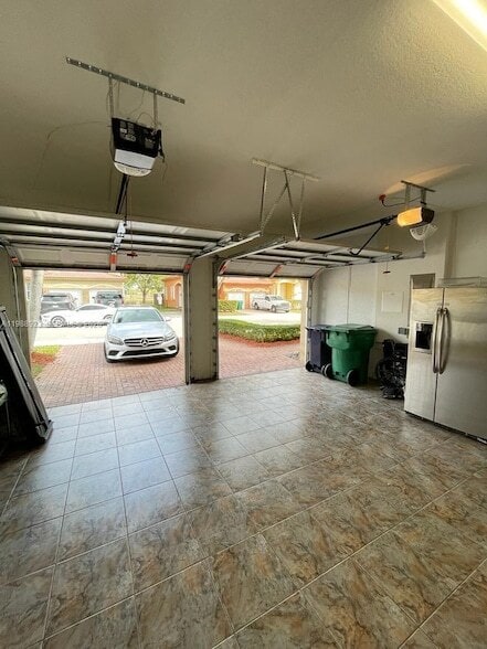 Building Photo - 8666 NW 109th Ct