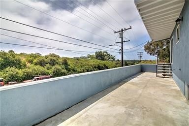 Building Photo - 210 Avenida Calafia