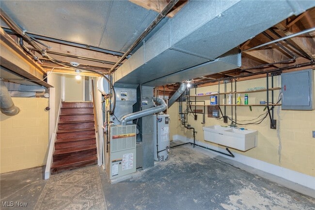 Building Photo - 25111 S Woodland Rd