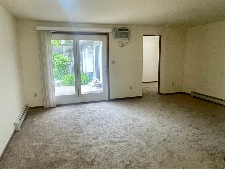 Building Photo - 2065 Emery Ct