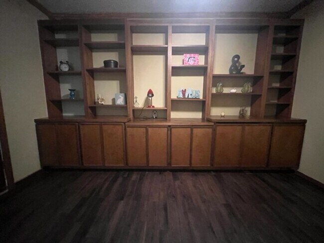 Building Photo - 2816 Orlando Rd