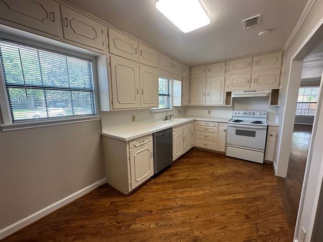 Building Photo - 6383 Greenway Rd