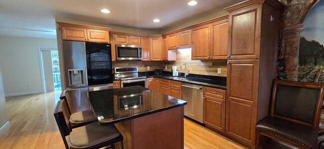 Building Photo - 55+ Townhouse available for rent