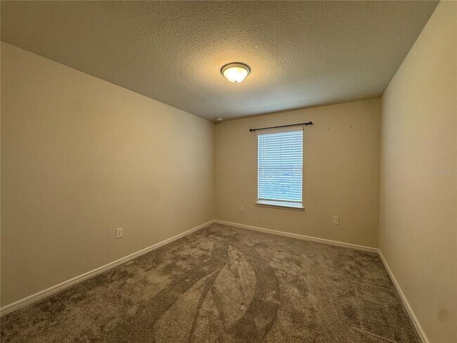 Building Photo - 2102 Charming Ave