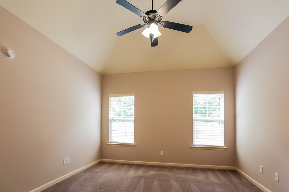 Building Photo - 2665 Cherry Tree Dr
