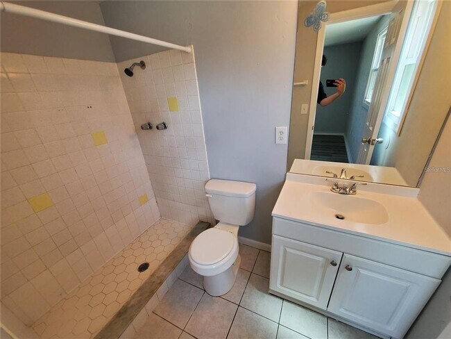 Building Photo - 2170 Sylvester Rd