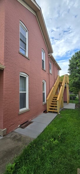 Building Photo - 309 Buckeye St