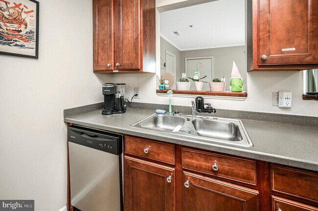 Building Photo - 75 Fern Oak Cir