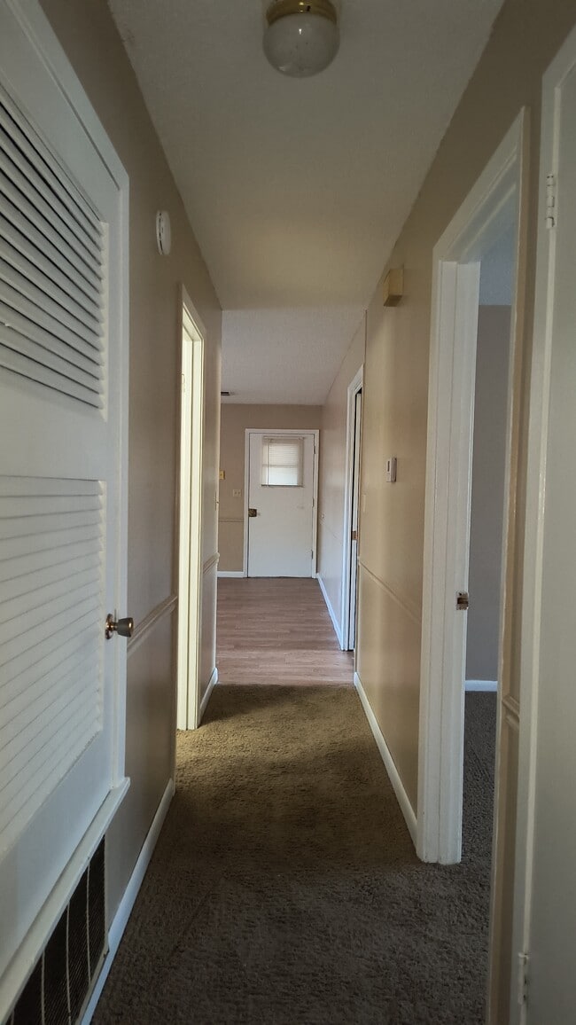 Building Photo - 4809 Kisatchie Ave