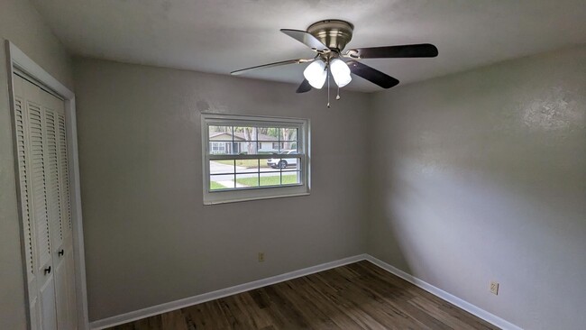 Building Photo - Cozy Home in NW Area