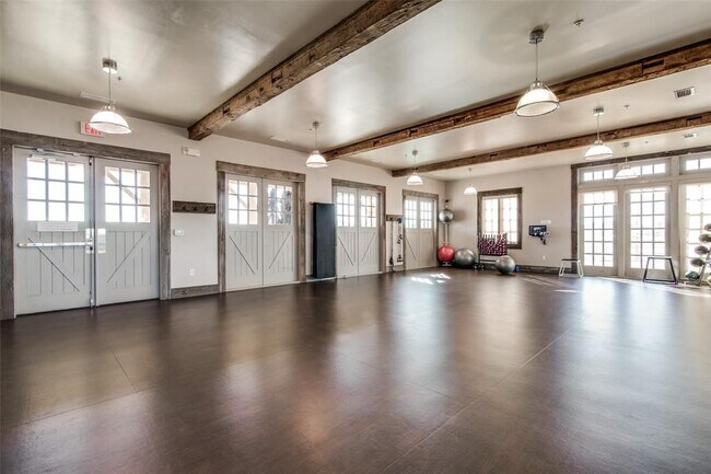 Building Photo - 4031 Heatherton Dr