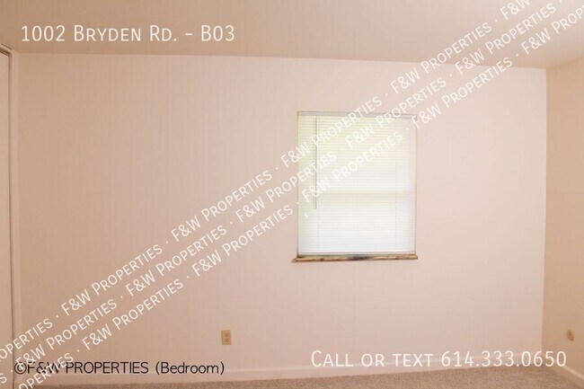Building Photo - 1002 Bryden Rd