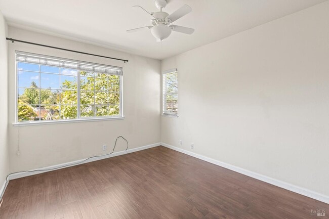 Building Photo - 1734 Zinfandel Dr