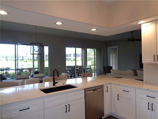 Building Photo - 825 Regency Reserve Cir