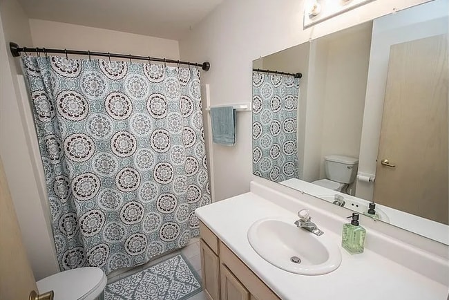 Building Photo - 2552 Pebble Valley Rd