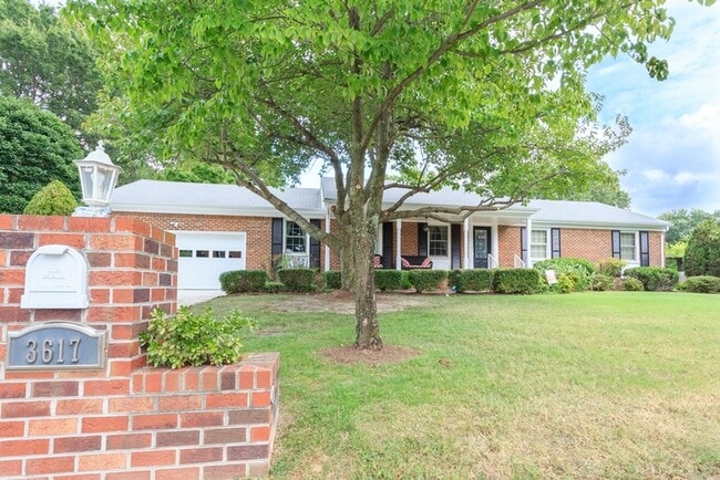 Building Photo - 3617 Hermitage Dr