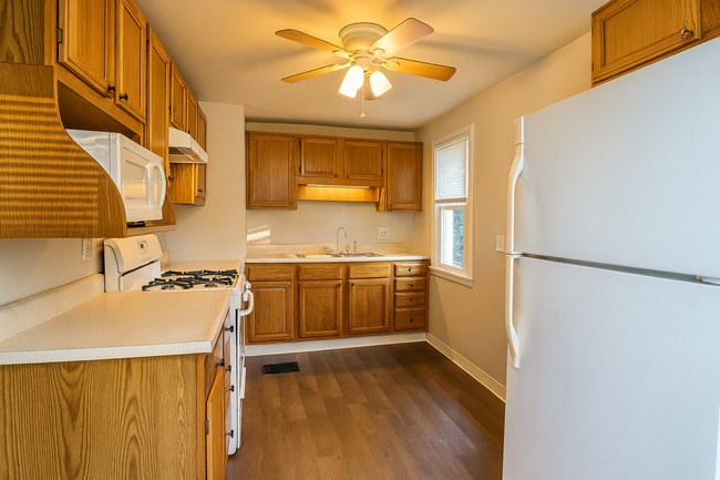 Building Photo - 3 Bed 1 Bath –  On Rental Millbrook Road