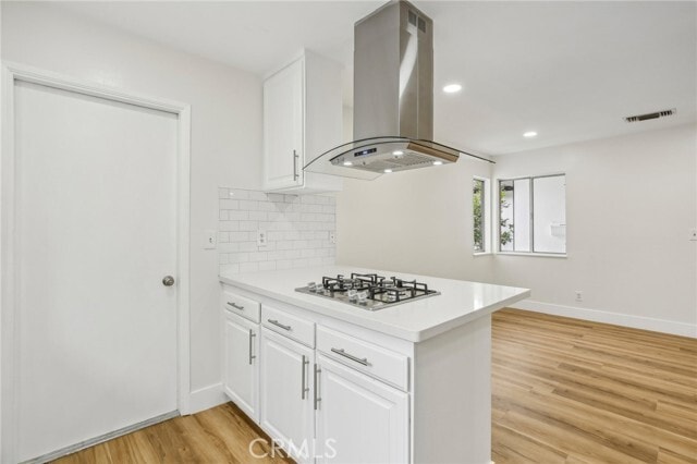 Building Photo - 6232 Albion Dr
