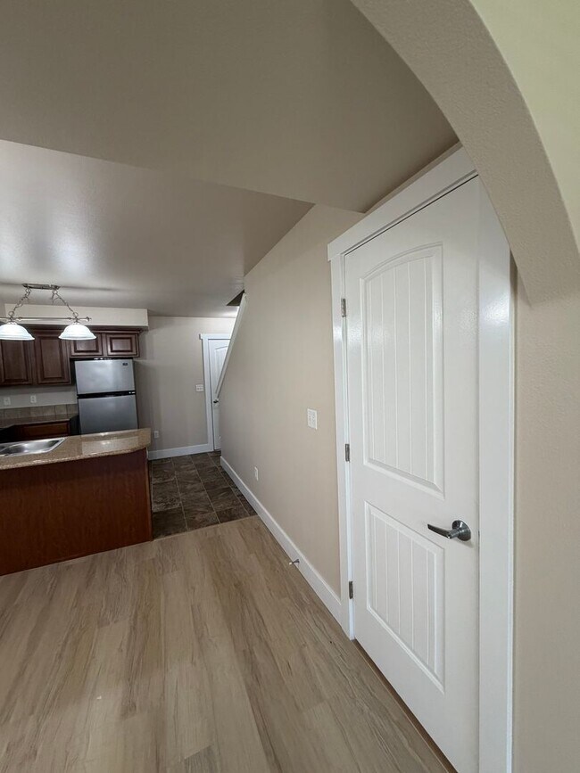 Building Photo - 9965 W Rosecroft Ct