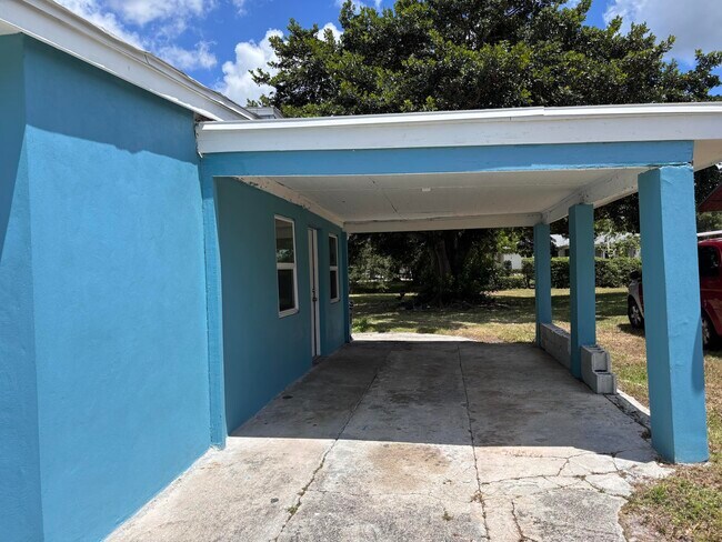 Building Photo - 3708 K Ave