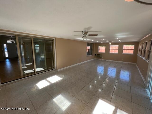 Building Photo - 2127 Forest Gate Dr W
