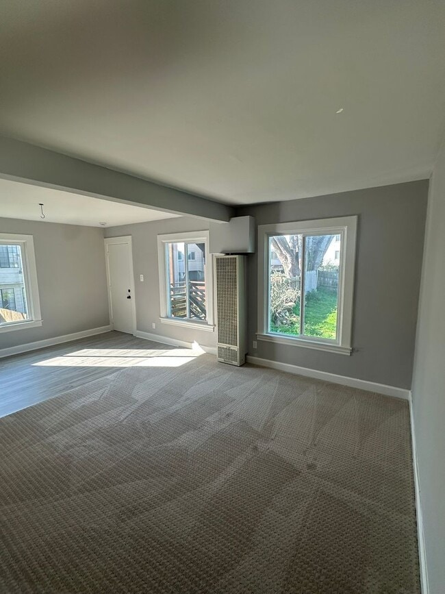 Building Photo - 1379-1383 24th Avenue