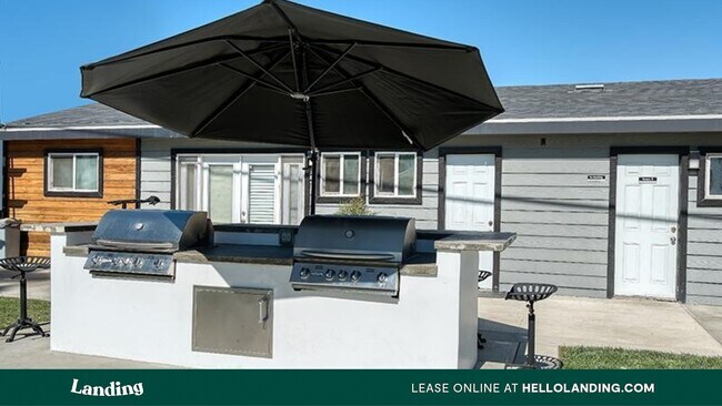 Building Photo - 8250 Lankershim Blvd