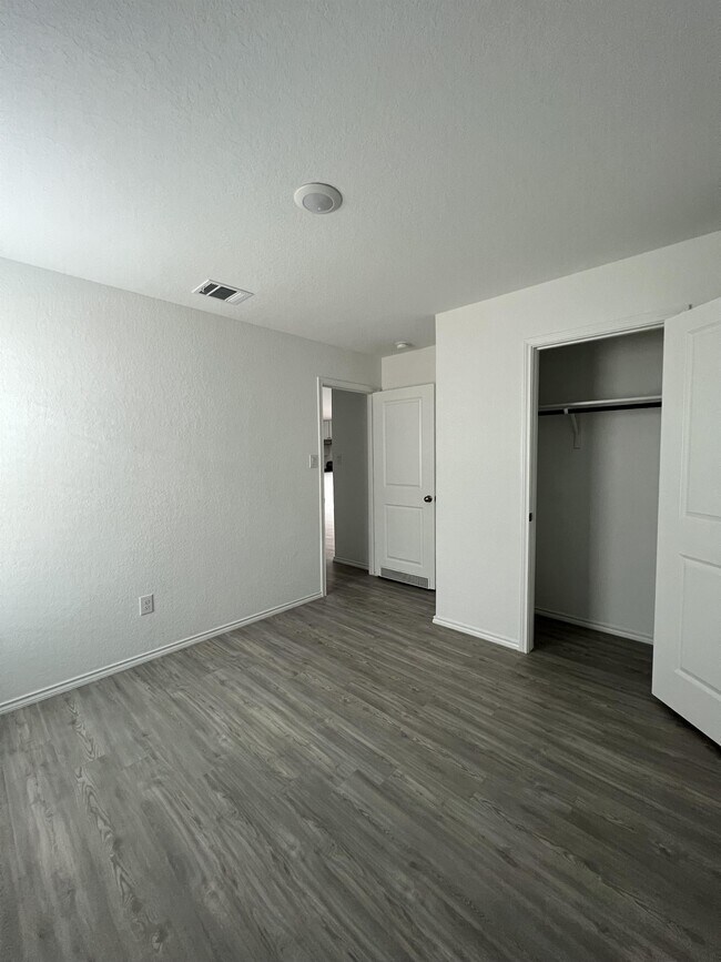 Building Photo - 5307 Devils Rdg
