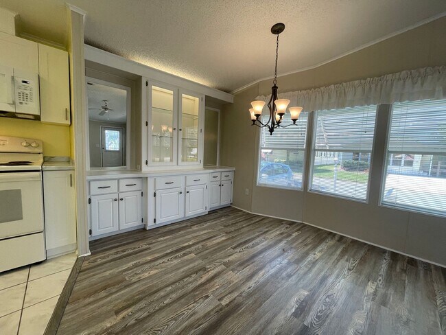 Building Photo - 2 BR 2 BATH Annual Rental in Barefoot Bay Available JUNE 2025