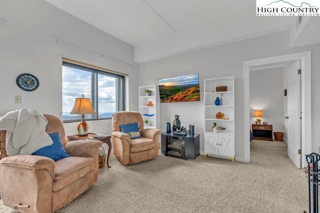 Building Photo - 303 Sugar Top Dr