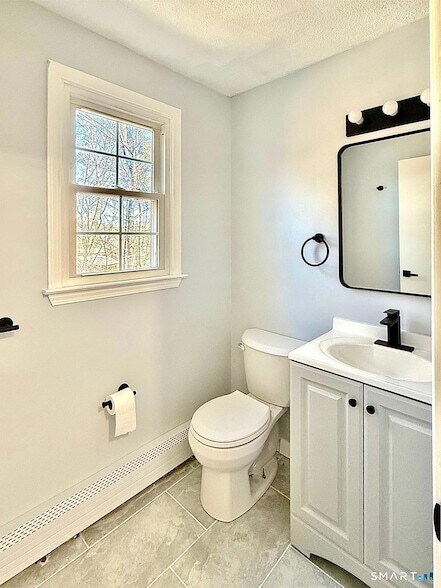 Building Photo - 47 Crestwood Dr