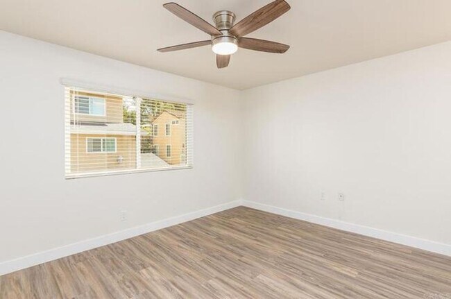 Building Photo - Remodeled 3 Bed 2 Bath Condo - Coastal Living at Its Finest
