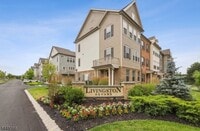 Building Photo - 4 Braeburn Ct