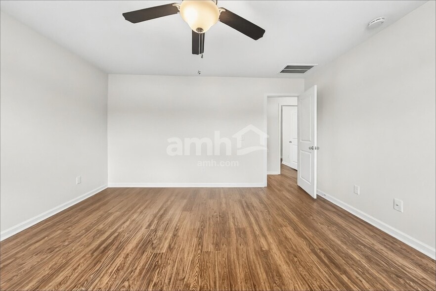 Building Photo - 191 Orion Way