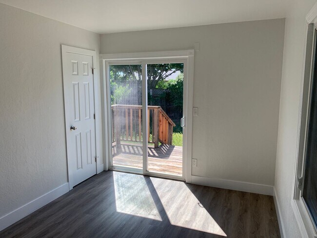Building Photo - Beautifully Remodeled 3BR/1BA Home in Prime San Pablo Location