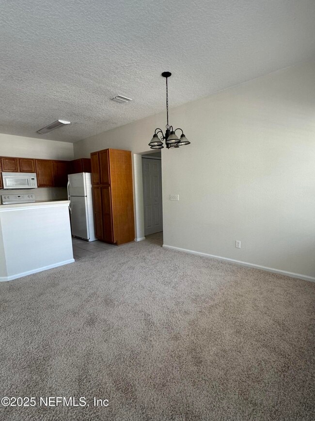 Building Photo - 12423 Forest Lake Cir W