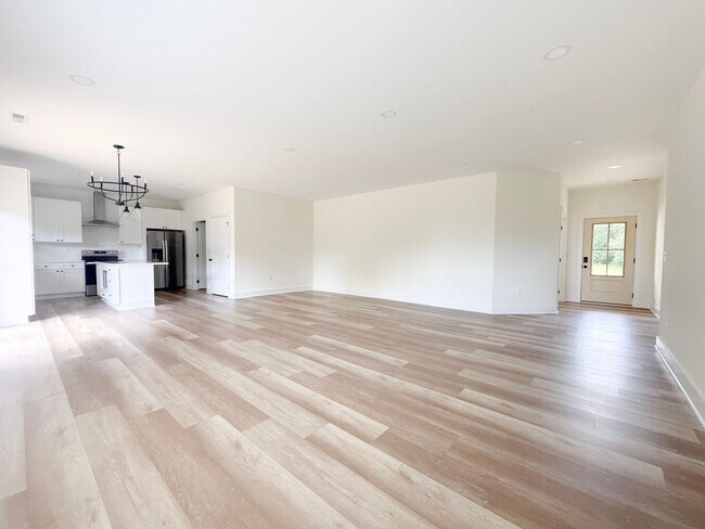 Building Photo - Luxury 3-Bedroom Home with Office, 2-Car Garage & Maintenance-Free Living
