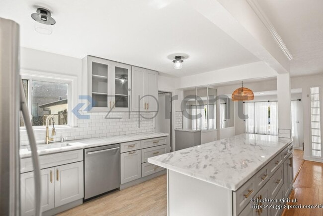 Building Photo - 800 O'Donnell Ave