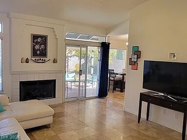 Building Photo - 7620 Hartwell Dr