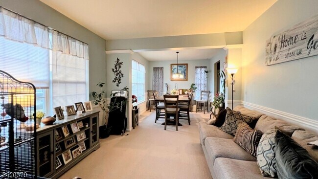 Building Photo - 282 Winding Hill Dr