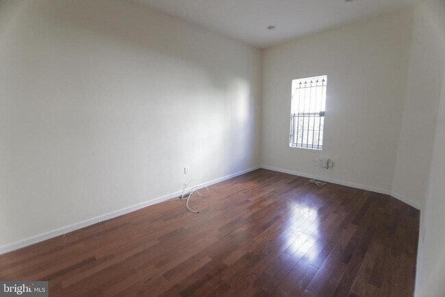 Building Photo - 1828 N Bouvier St