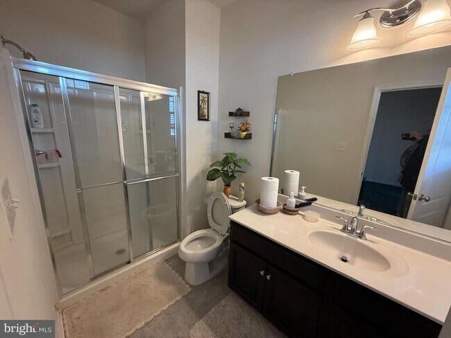 Building Photo - 8462 Hedwig Ln