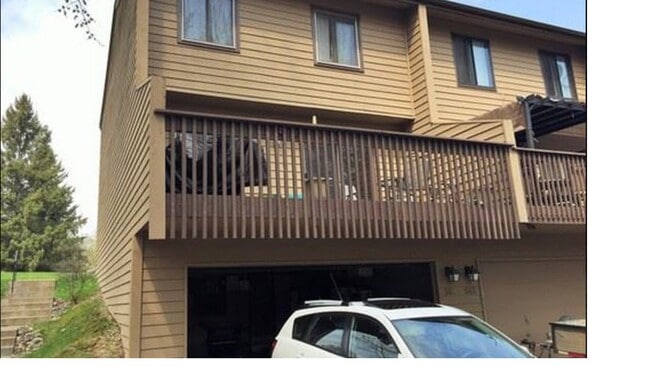 Building Photo - 362 W Eagle Lake Dr