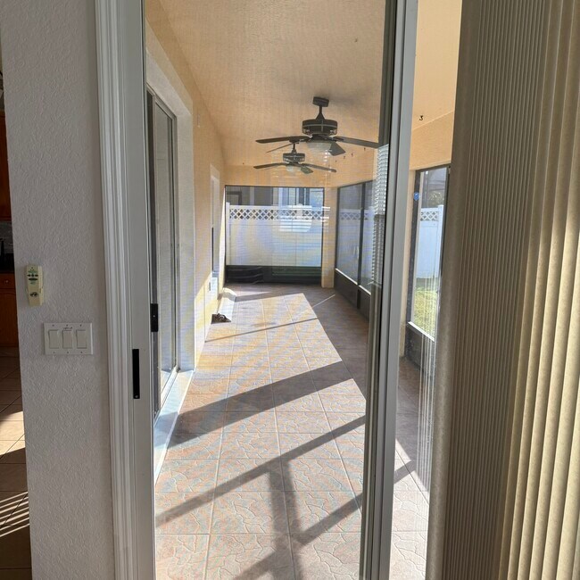 Building Photo - 2914 River Birch Dr